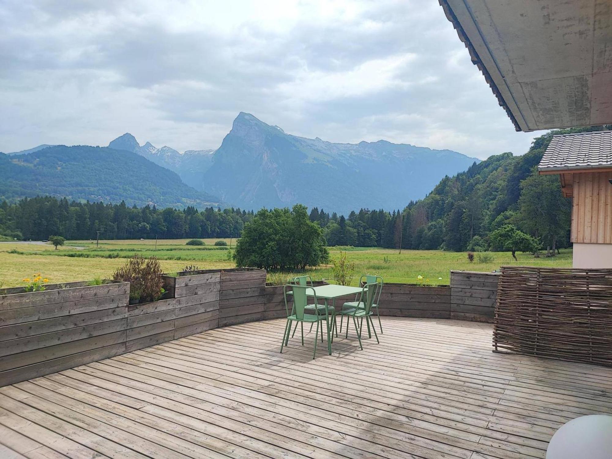 Duplex 2 Chambres Avec Grande Terrasse, Animaux Acceptes, A Samoens - Fr-1-642-77 Exterior foto